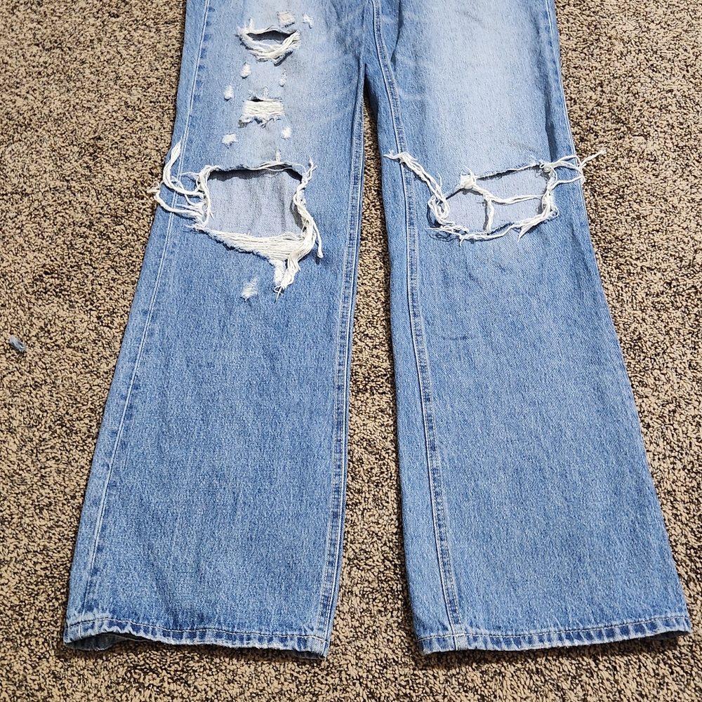 Vervet Ripped Denim - Picture 3 of 6